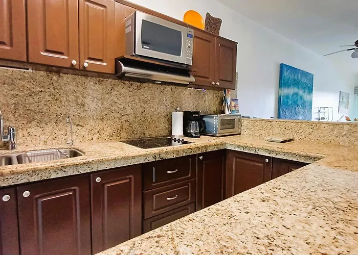 Bay Blue 2br On The Lagoon Next To The