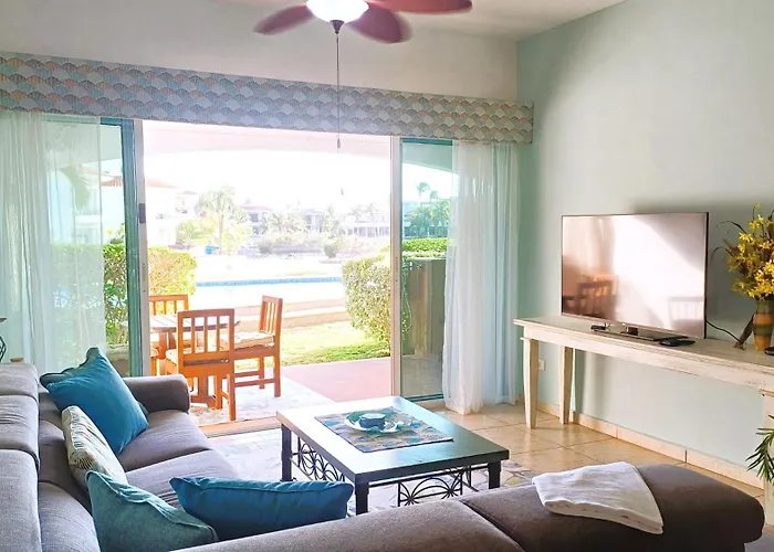 Bay Blue 2br On The Lagoon Next To The *