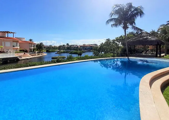 Holiday home Bay Blue 2br On The Lagoon Next To The