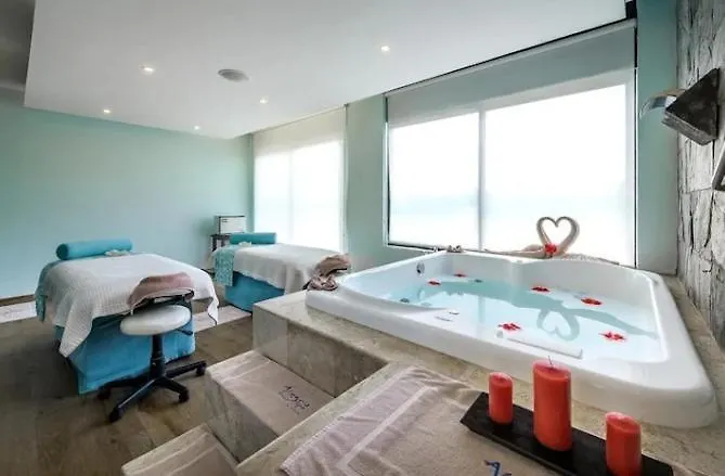 Holiday home Bay Blue 2br On The Lagoon Next To The *